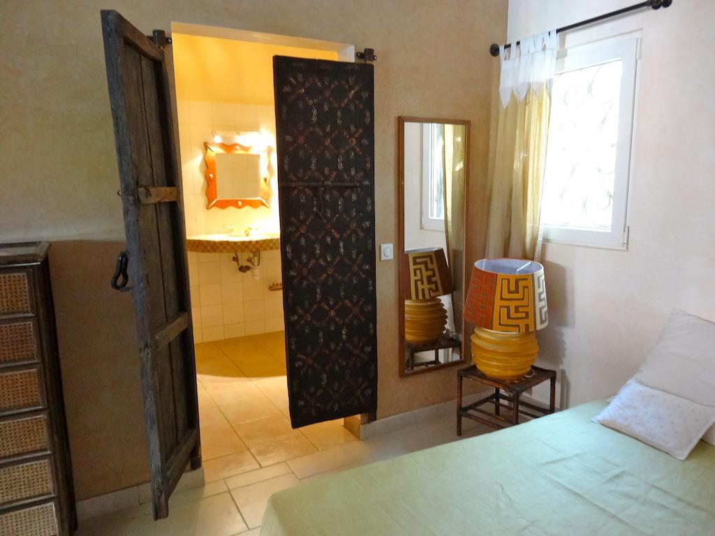 Hotel Le Clos Des Papillons Saly Portudal Ruang foto