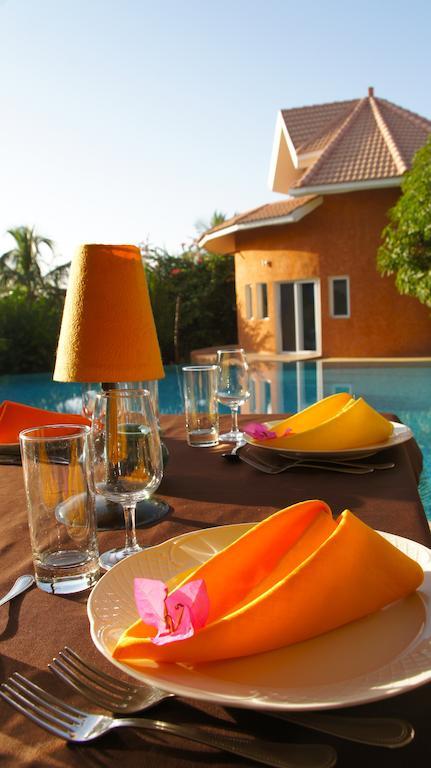 Hotel Le Clos Des Papillons Saly Portudal Bagian luar foto