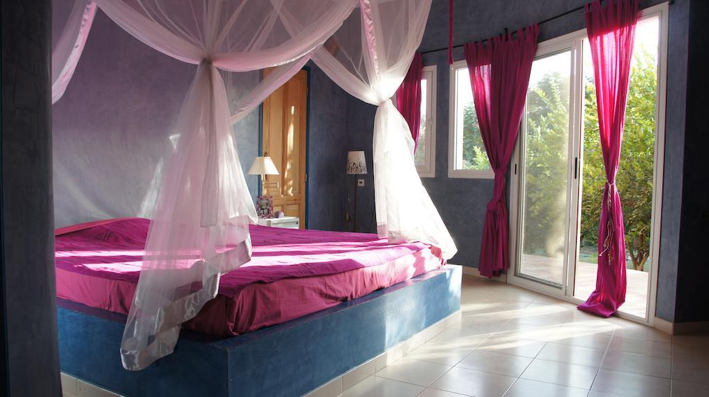Hotel Le Clos Des Papillons Saly Portudal Ruang foto