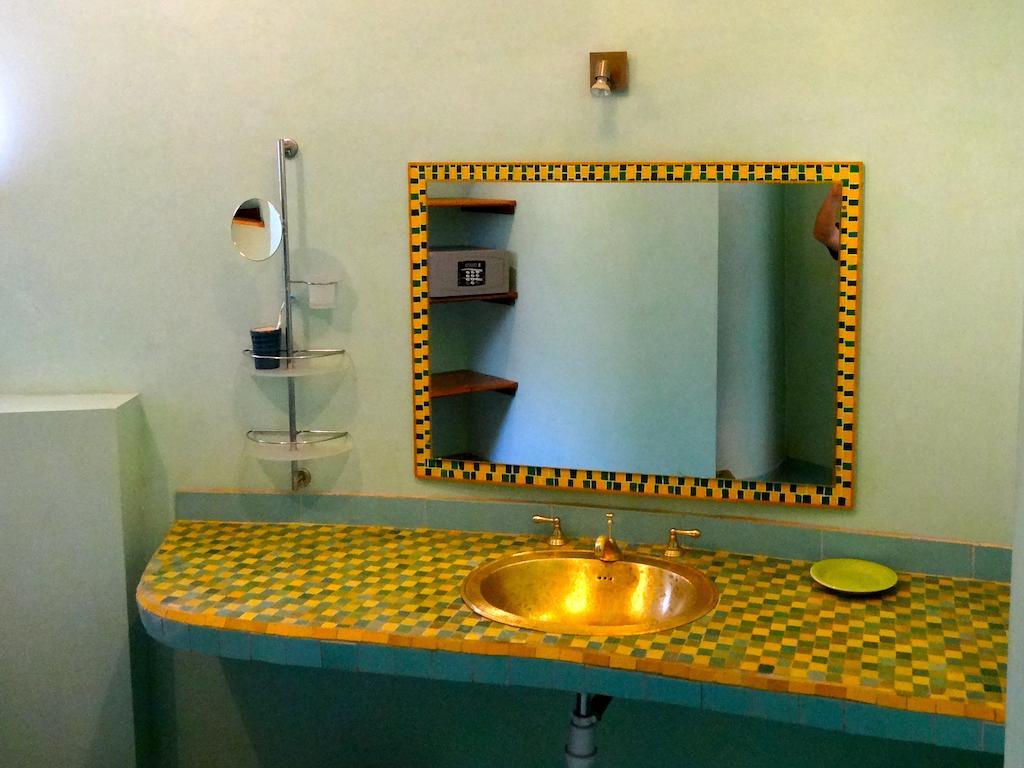 Hotel Le Clos Des Papillons Saly Portudal Ruang foto